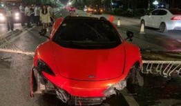 网红爆料爆胎视频大全图片